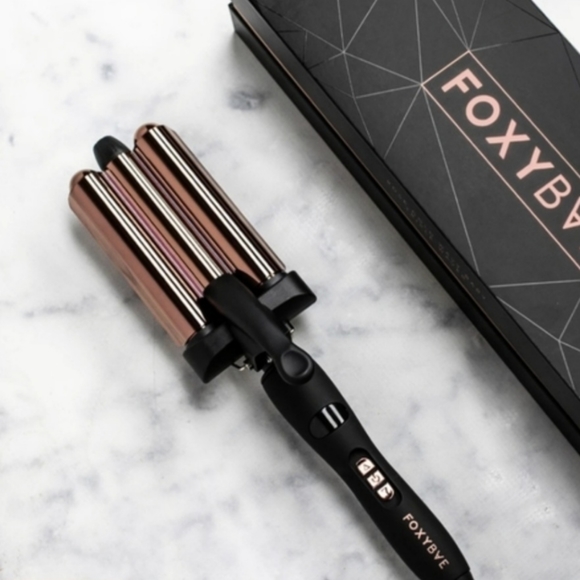 New * FOXYBAE * Rose Gold Wavy Baby Triple Waver - Picture 10 of 10